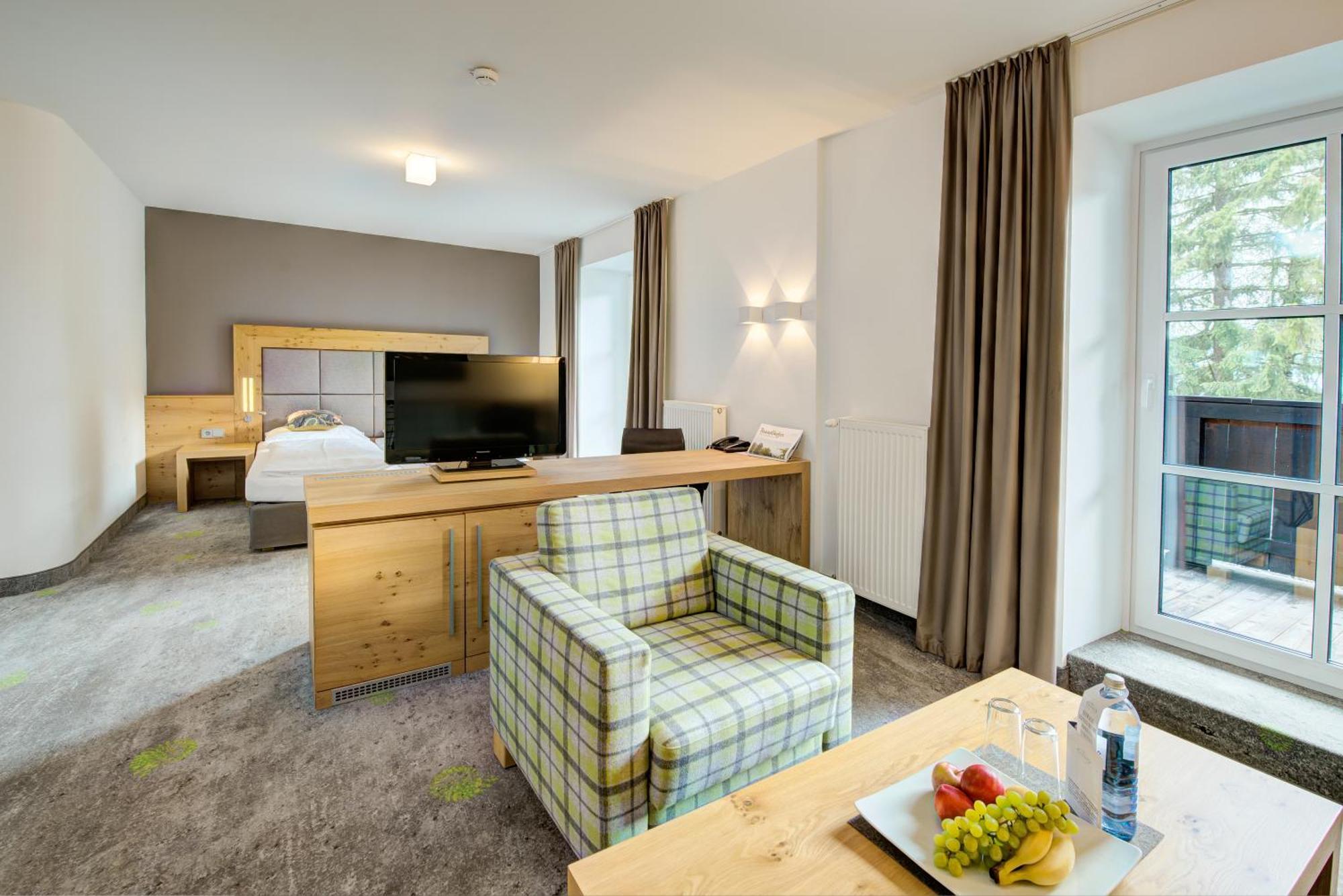 Hotel Gut Brandlhof Saalfelden Esterno foto